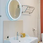 La Suite, 2 Chambres, 5 Personnes, Plein Centre, Proche De *