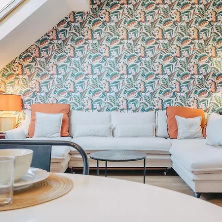 La Suite, 2 Chambres, 5 Personnes, Plein Centre, Proche De Apartman