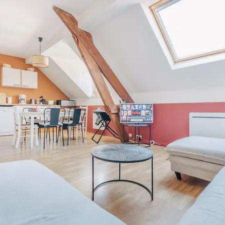 La Suite, 2 Chambres, 5 Personnes, Plein Centre, Proche De *