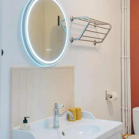 La Suite, 2 Chambres, 5 Personnes, Plein Centre, Proche De *